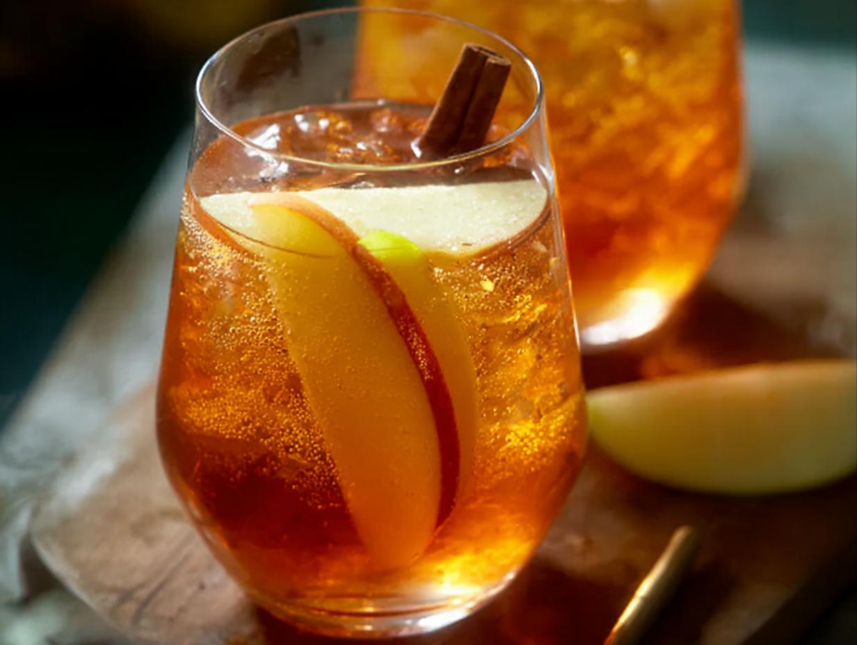 Apple Cider Aperol Spritz: Amazing Fall Cocktail - Apple Cider Aperol Spritz - additional detail